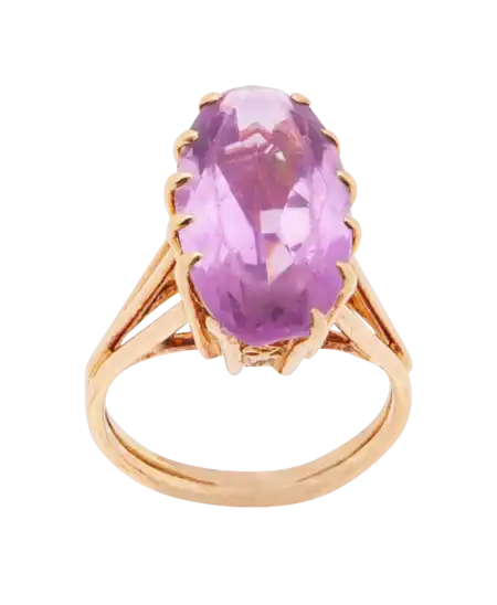 Bague Marquise Améthyste avec 12 griffes en Or jaune 18 Carats. Dixponible chez VIRTU LUXURY.