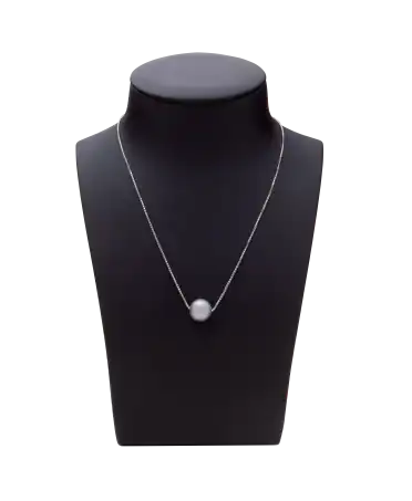 Collier Perle Précieuse en Or blanc 18 Carats. Disponible chez VIRTU LUXURY.