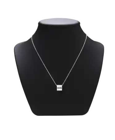 Collier GUCCI - marque de luxe - Gucci renom - collier de marque - argent - Disponible chez VIRTU LUXURY